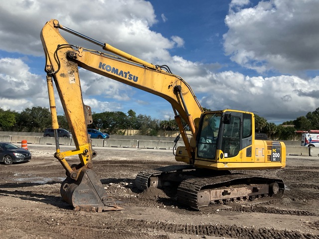 2011 Komatsu PC200LC-8 Tracked Excavator