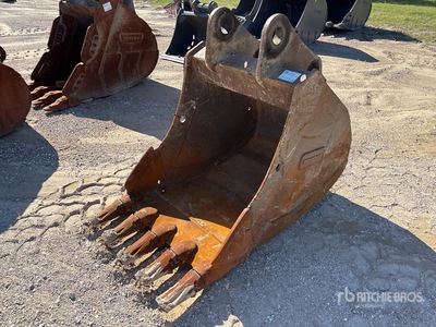 Doosan 36 in Digging Excavator Bucket