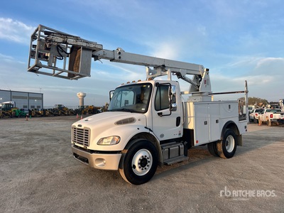 2013 Posi-Plus 800-40 35 ft on 2015 Freightliner M2 106 4x2 Bucket Truck