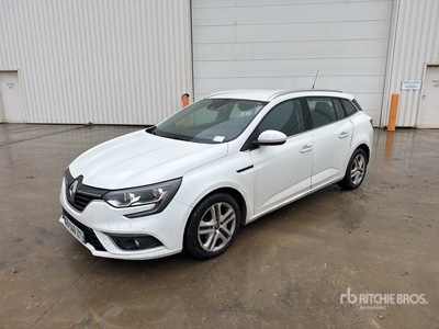 2018 Renault Megane 自動車