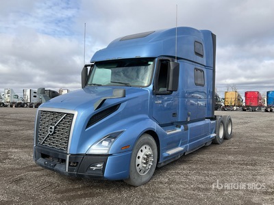 2019 Volvo VNL860 6x4 T/A Sleeper Truck Tractor