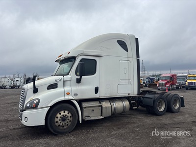 2018 Freightliner Cascadia 113 6x4 Sleeper Truck Tractor