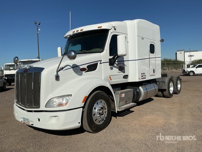 2014 Peterbilt 579 6x4 T/A Slaapcabine Trekker