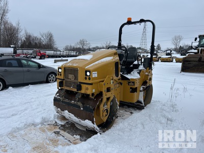 2022 (unverified) Cat CB4.0 Double Drum Roller