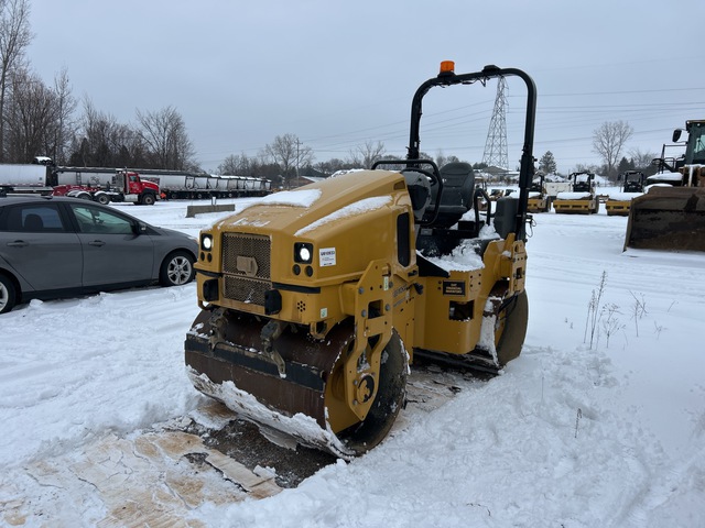 2022 Cat CB4.0 Double Drum Roller