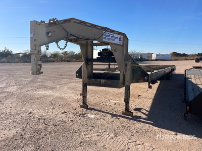 2015 Big Tex 40 ft T/A Gooseneck Equipment Trailer