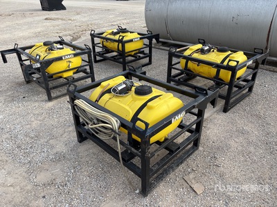 Quantity of (4) LMC JH40 Electric 40 Gal Slide-In Sprayers Varios implementos camion