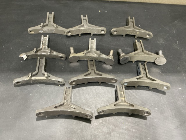 (11) Boeing 7-318000197 Sway/Ejection Braces