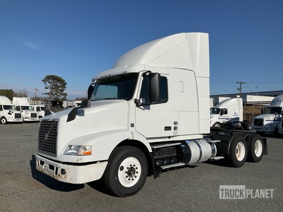 2015 Volvo VNM 6x4 Sleeper Truck Tractor