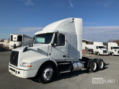 2018 Volvo VNM64T 6x4 Sleeper Truck Tractor