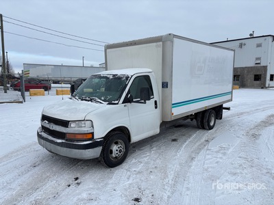 2013 GMC Savana 3500 4x2 Gesloten vrachtwagen