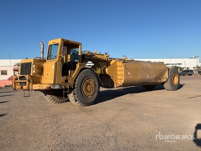 1989 Cat 621E عربة مياه