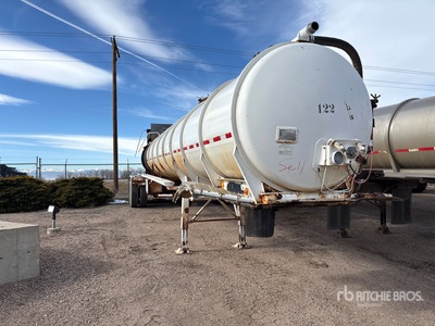 1981 Heil T/A Remolque cisterna de vacio