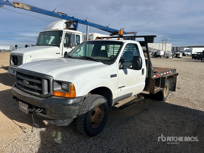 2001 Ford F-350 4x4 Platte vrachtwagen (Inoperable)