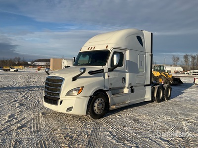 2018 Freightliner Cascadia 126 6x4 T/A Sleeper Truck Tractor