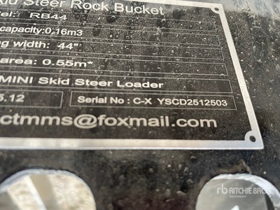 2026 GIYI GY-RB44 Mini Skid Steer Bucket (Unused)