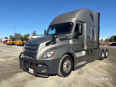 2020 Freightliner Cascadia 126 6x4 T/A Sleeper Truck Tractor