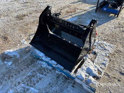2025 GIYI GY-XKH39 39 in Multi-Purpose Mini Skid Steer Bucket (Unused)