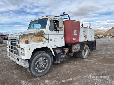 1984 International S2375 4x2 Fuel and Lube Truck
