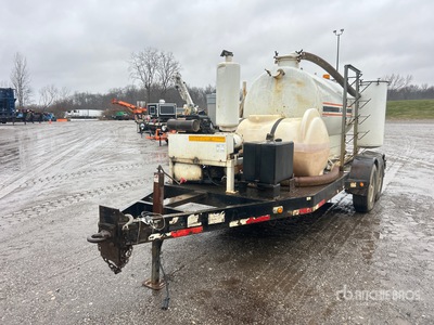 2001 18 ft T/A Equipment Trailer