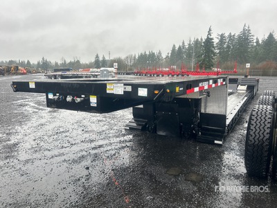 2025 Trail King TK90HG 40 ton Tri/A Removable Gooseneck dieplader