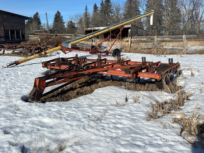 Case 14 ft Cultivador