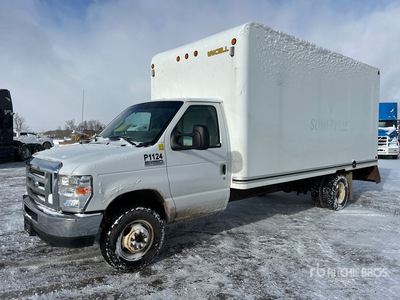 2018 Ford F-450 4x2 Camion fourgon