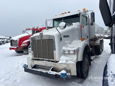 1997 Kenworth T800 6x4 Fuel Truck (Inoperable)