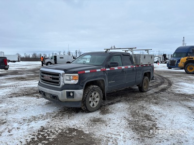 2014 GMC Sierra 1500 4x4 Extended Cab Pickup