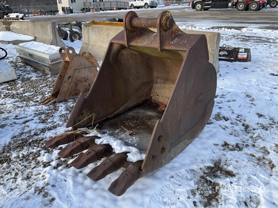 Hensley 42 in 1.45 cyd Digging Excavator Bucket