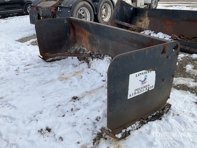 Linville 8 ft Snow Pusher