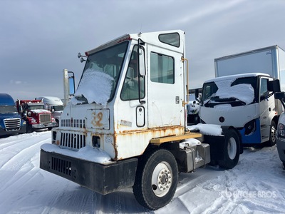 1998 Ottawa C30 Spotter Truck