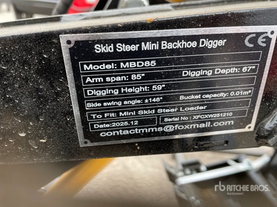 2026 GIYI GY-MBD85 Mini Pelle arrière pour chargeuse à différentiel (Unused)