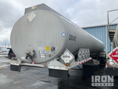 1998 Polar 9500 gal T/A مقطورة صهاريج