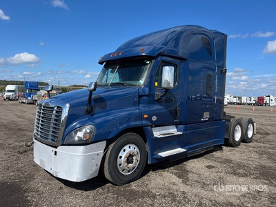 2017 Freightliner Cascadia 125 6x4 T/A Sleeper Truck Tractor