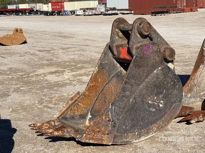 Esco 24 in Digging Excavator Bucket