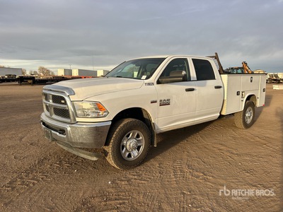 2018 Ram 2500 4x4 Extended Cab Camion utilitaire