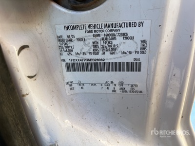 2006 Ford F-450 4x4 Extended Cab Service Truck (Inoperable)