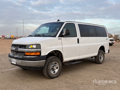 2018 Chevrolet Express LT 3500 乗客用バン