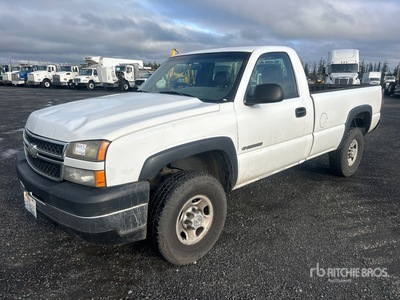 2006 Chevrolet Silverado 2500 4x2 Pickup