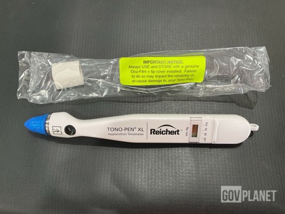 (5) Reichert Tono-Pen XL Applanation Tonometers