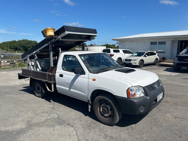 2015 Nissan Navara 4x2 Message Board Traffic Control Pickup