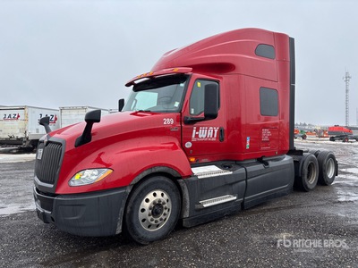 2024 International LT625 6x4 Cabeza Tractora Cabina Dormitorio