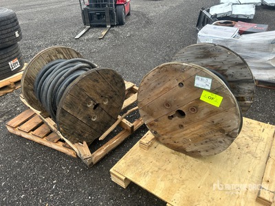 Quantity of (2) Rolls of Wire その他 - 店舗 & 倉庫