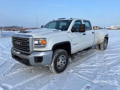 2018 GMC Sierra 3500HD 4x4 Crew Cab Pickup