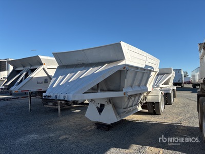 1990 11 ft S/A strooi aanhangwagen