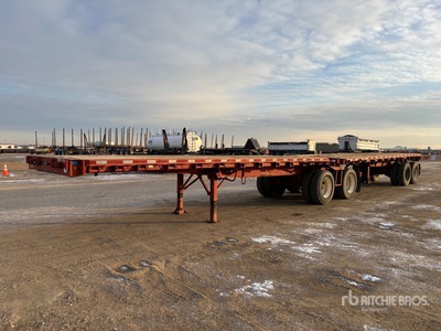 1980 Fruehauf 26 ft B-Train Lead Flatbed Trailer
