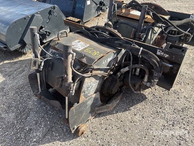 2022 Bobcat 24PLA 24 in スキッドステア プラナー