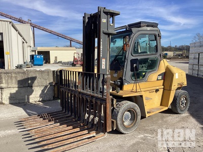 2014 Cat DP70 12300 lb Cushion Tire Wózek widłowy