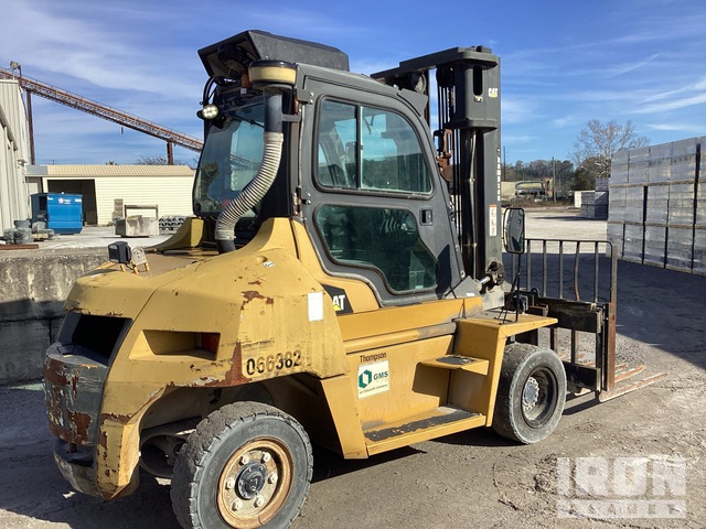 MONTACARGAS 2014 CATERPILLAR DP70N